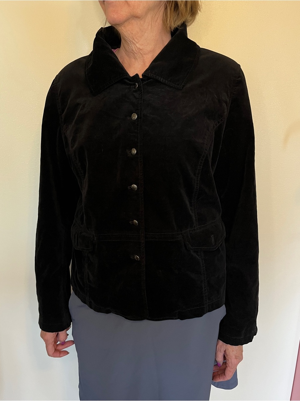 Olsens Women's Black Velvet Button-Front Jacket